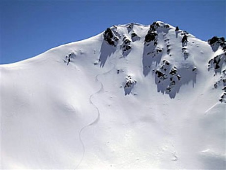 off-piste-skiing-bariloche-patagonia-argentina